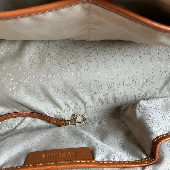 MICHAEL KORS SELMA LARGE SELMA VANILLA TAN‎ SATCHEL SHOULDER BAG - Picture 9 of 14